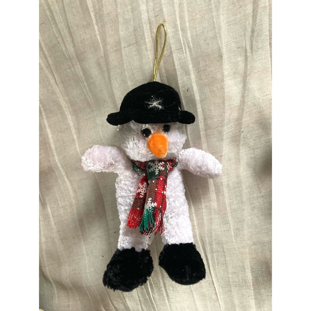 🎁FWP🎁 Plush Snowman Holiday Ornament